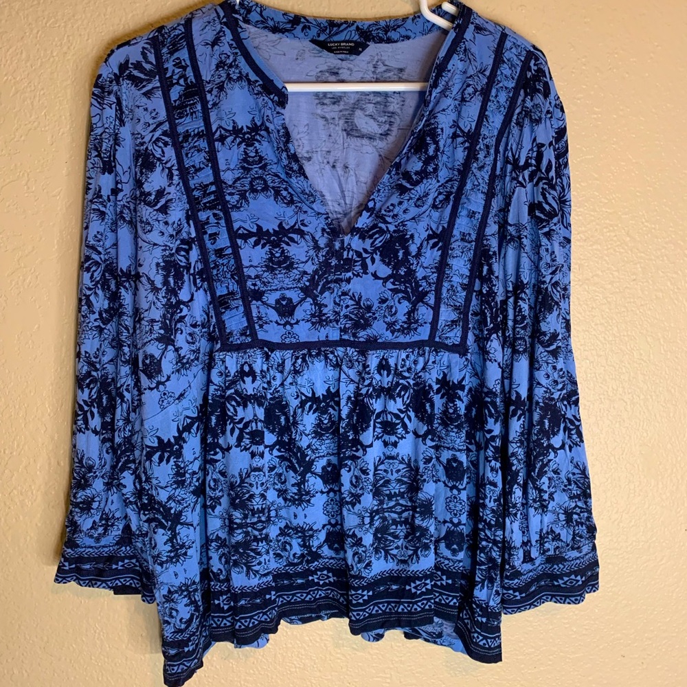 Blue top